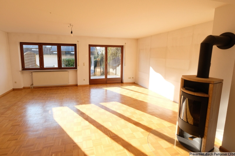 EG Wohnzimmer mit Zugang zur Terrasse