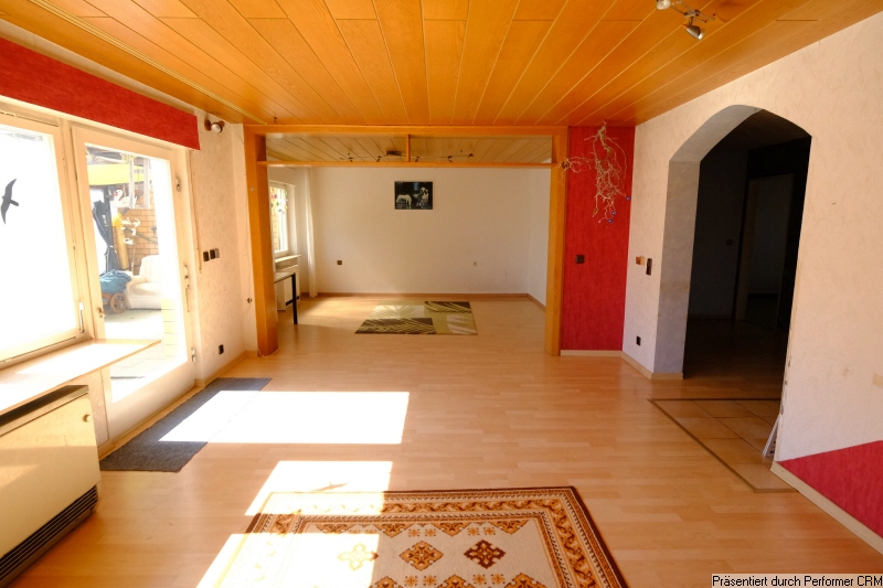 Wohnbereich und Esszimmer oder Schlafzimmer Wohnbereich und Esszimmer oder Schlafzimmer