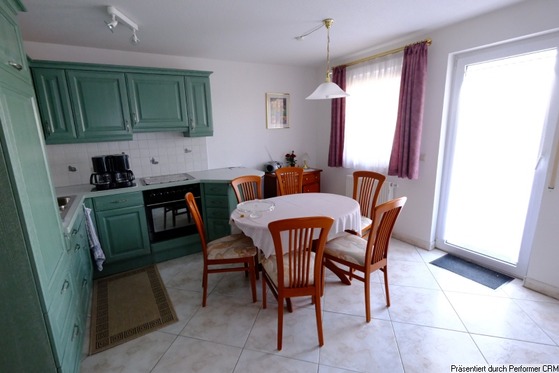 Küche und Essbereich Küche und Essbereich