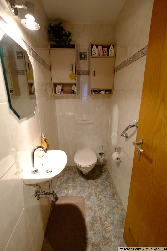 Separates WC Separates WC