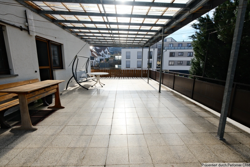 EG Große überdachte Terrasse