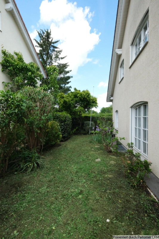 Garten zur Westseite