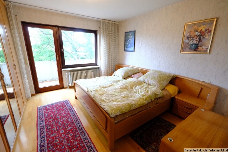 Schlafzimmer mit Nordostbalkon Schlafzimmer mit Nordostbalkon