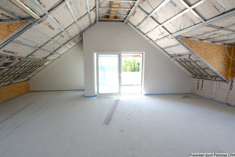Wohnzimmer mit Balkonzugang Wohnzimmer mit Balkonzugang