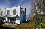 Hausansicht und Garten zur Ostseite Hausansicht und Garten zur Ostseite